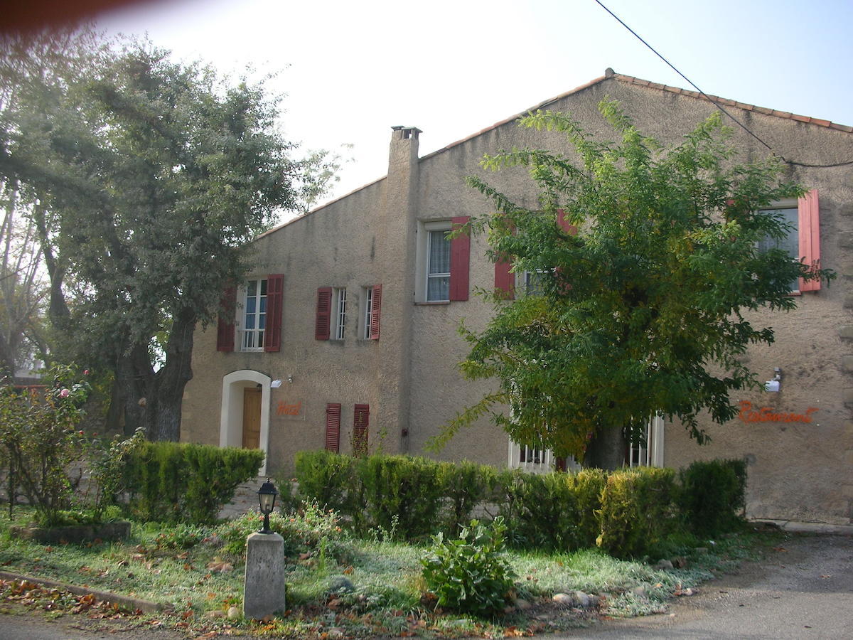 Hostellerie Le Mirabeau Peyrolles-en-Provence Exterior photo